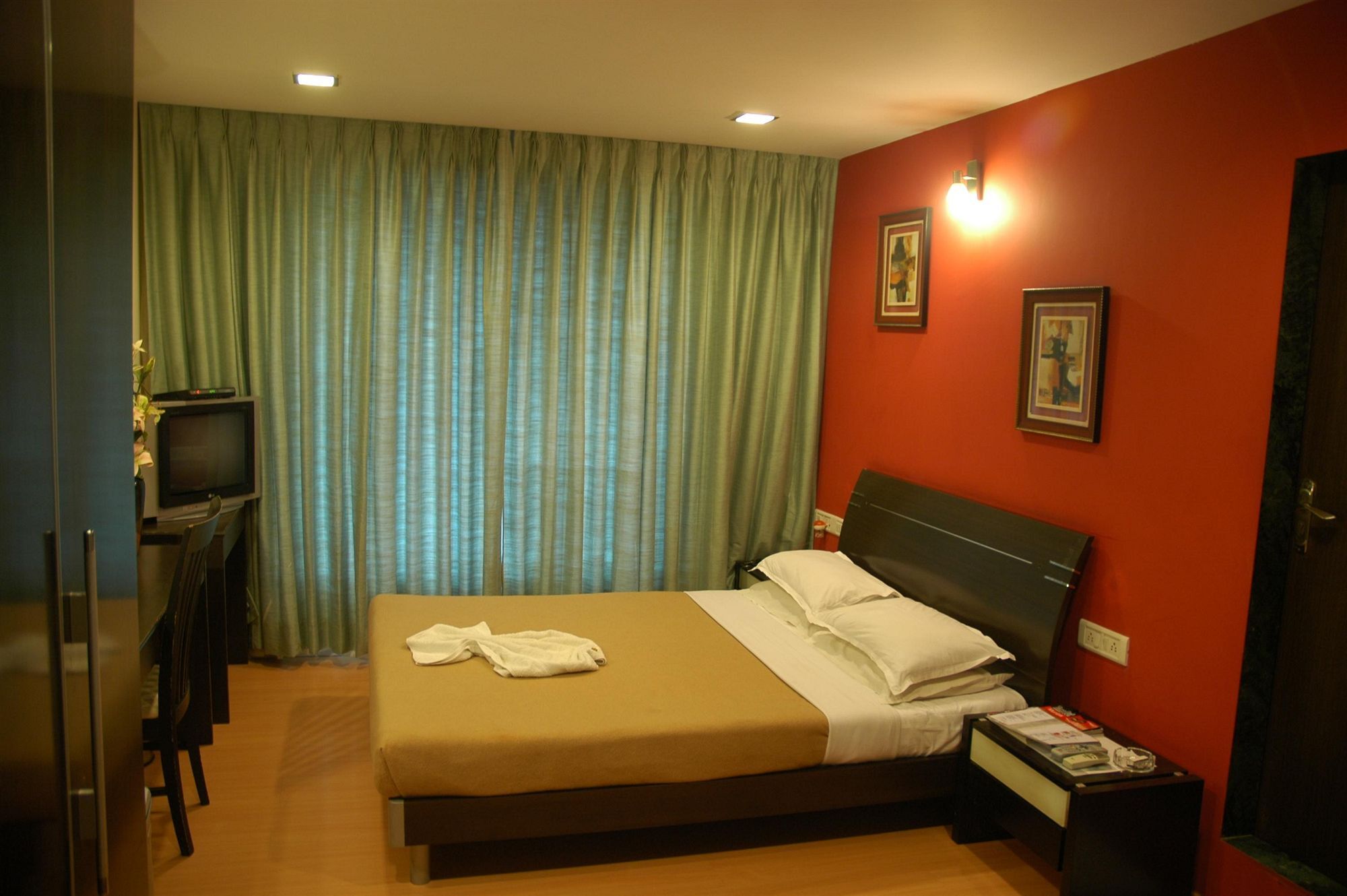 Hotel Orritel West Mumbai Dış mekan fotoğraf